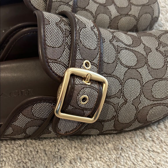 Coach Women’s Archival Signature Hardware Jacquard Buckle Logo Clogs - Picture 3 of 5